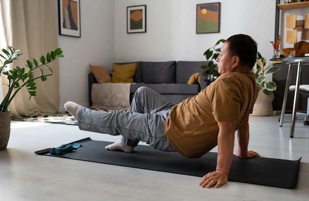 Treino de dorsal em casa